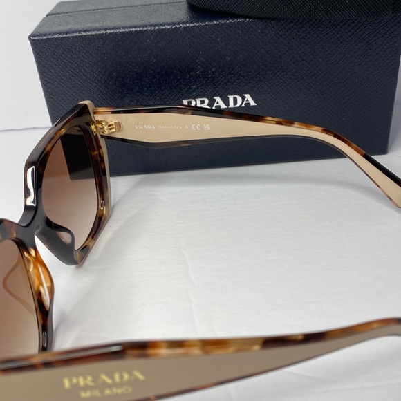 Authentic - New - Prada Tortoise Caramel Powder Brown Gradient Sunglasses - Picture 15 of 16
